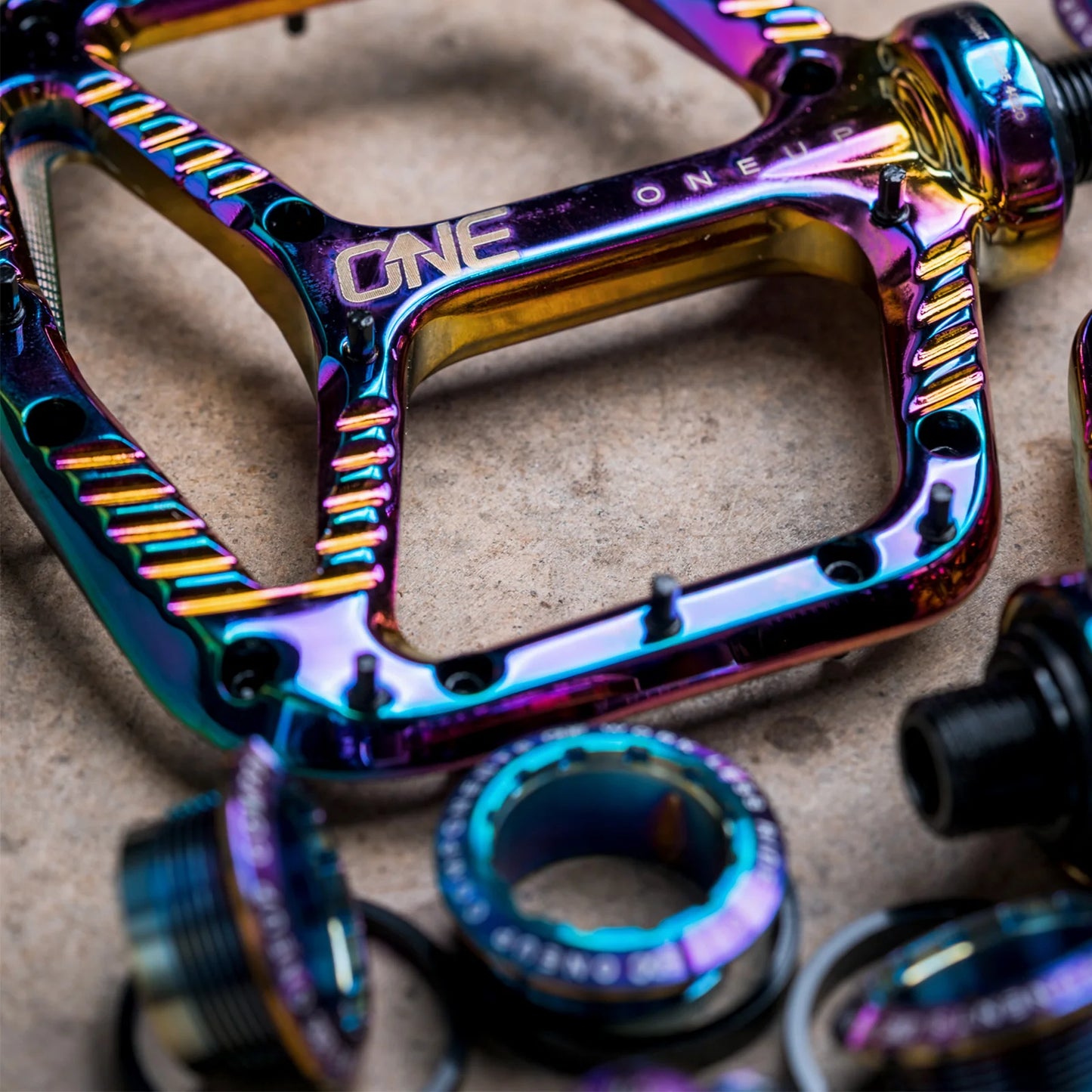 ONE UP Flat Pedal Aluminium Oil Slick